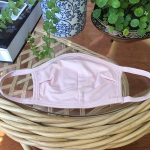 FACE CLOTH MASK NWT /MADE IN CANADA